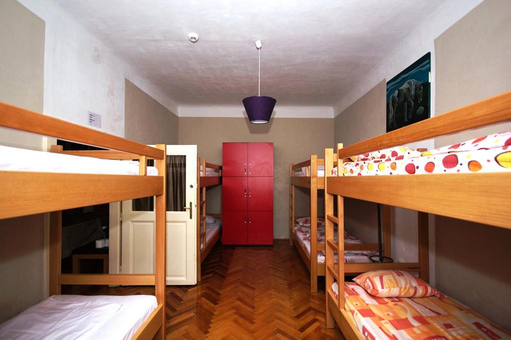 Hostel Pangeea Sibiu Bagian luar foto